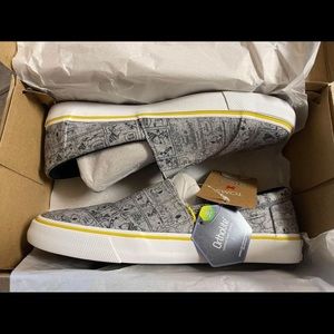 TOMS- Peanut shoe- MENS SIZE 9